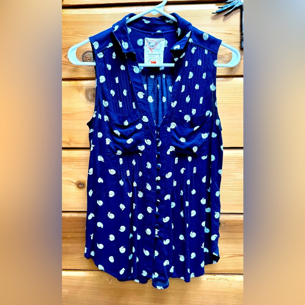 ANTHROPOLOGIE Navy and white sleeveless summer top